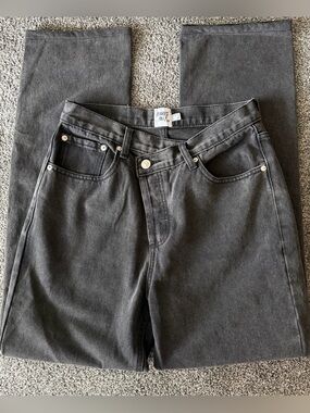 Princess Polly Straight Leg Jeans in Charcoal Black